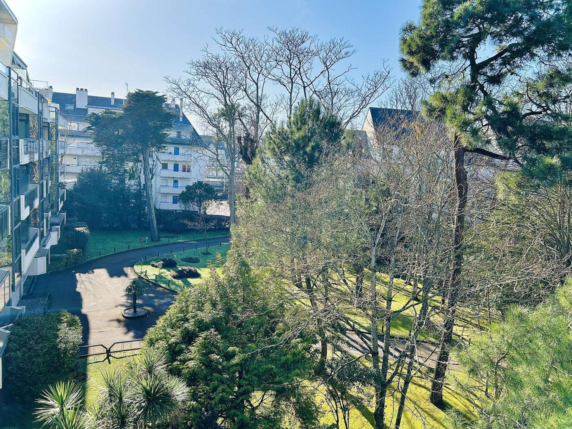 Appartement Calme Avec Terrasse A 2 Pas De La Plage Benoit, 2 Pieces, 4 Couchages, La Baule - Fr-1-245-103 エクステリア 写真